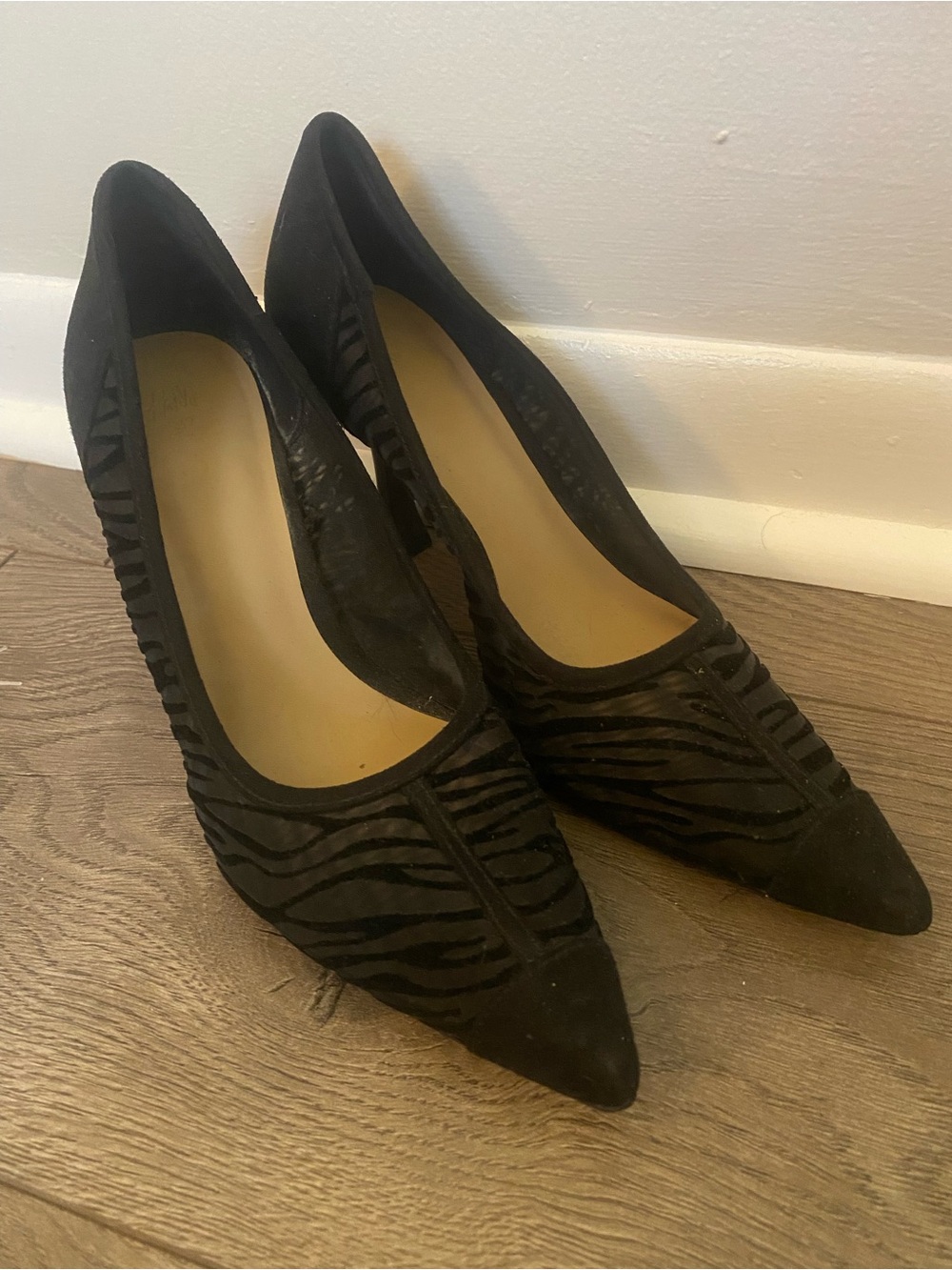 H&M Black Pointed Zebra-Texture Pumps